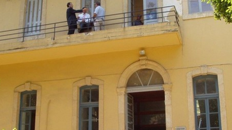 Στην Κρήτη έγινε… κούρεμα χρέους