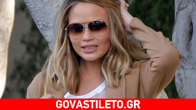 Δείτε πώς είναι το σώμα της Chrissy Teigen τρεις εβδομάδες μετά τη γέννηση της κόρης της