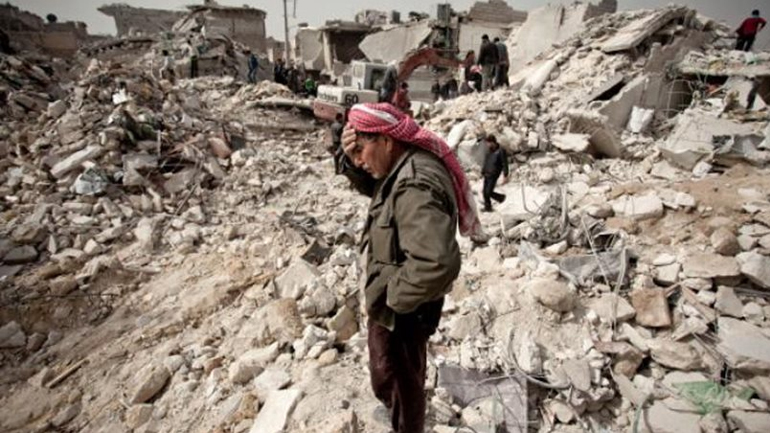 Ρωσία-ΗΠΑ: Να σταματήσουν τα χτυπήματα κατά αμάχων στη Συρία