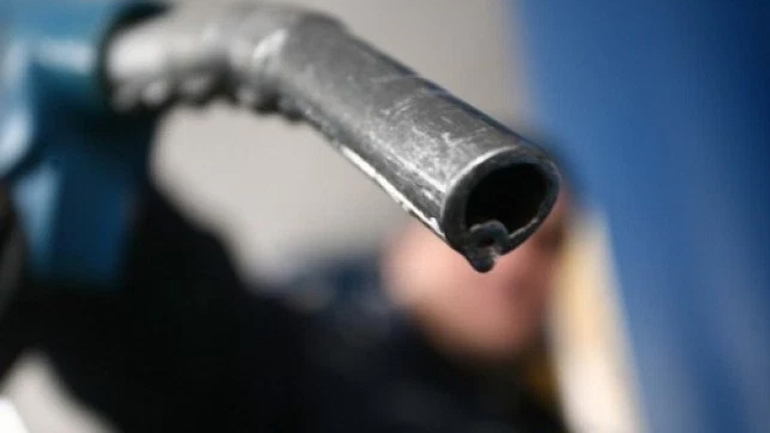 Αρνητική η ΠΟΠΕΚ για αύξηση των φόρων στα καύσιμα