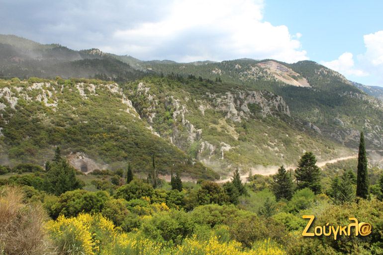 Σύννεφο σκόνης στη μέση του πουθενά...