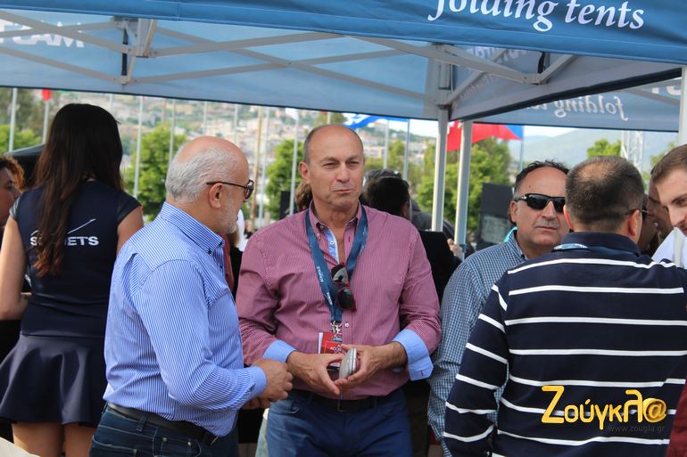 Ο Δήμαρχος Λουτρακίου – Αγίων Θεοδώρων Γιώργος Γκιώνης ήταν εκεί παρά το γεγονός ότι το Ακρόπολις έφυγε από την περιοχή του.... Ανωτερότητα!