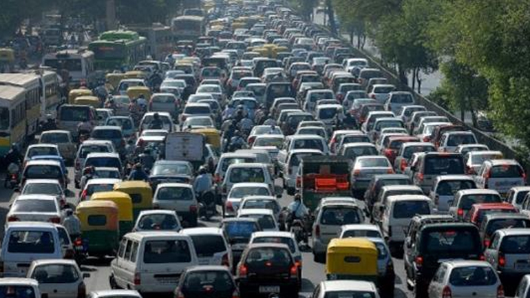 Κυκλοφοριακό κομφούζιο στη Θεσσαλονίκη έπειτα από τροχαίο