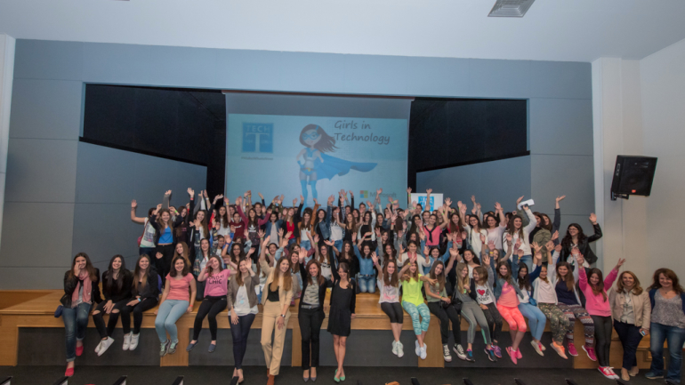 MS Ελλάς: πραγματοποιήθηκε η εκδήλωση «Girls in Technology {g} Tech» για μαθήτριες 12-16 ετών