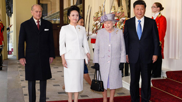 Γκάφα της Ελισάβετ που χαρακτήρισε «πολύ αγενείς» τους κινέζους αξιωματούχους Γκάφα της Ελισάβετ που χαρακτήρισε «πολύ αγενείς» τους κινέζους αξιωματούχους