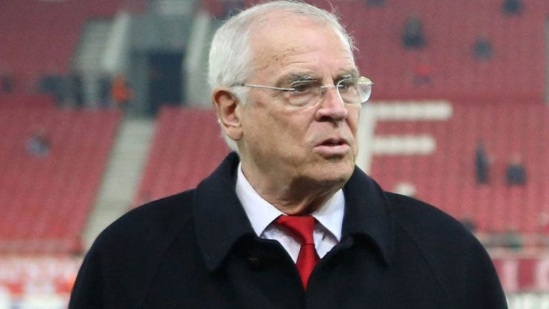 Σ. Θεοδωρίδης: «Περιμένουν να γίνει καλά ο Μάνταλος για να παίξουμε;»