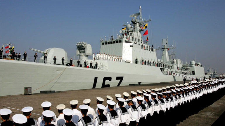 Κίνα: Παραβίαση των χωρικών υδάτων η πλεύση αμερικανικού αντιτορπιλικού