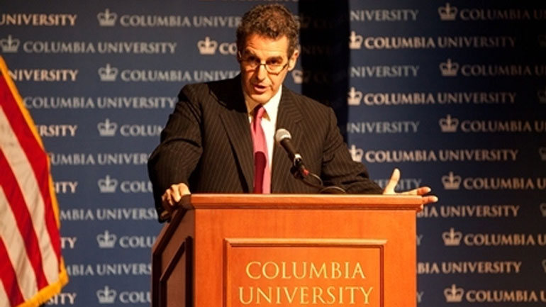 «Η ελληνική κρίση δεν μπορεί να λυθεί χωρίς ελάφρυνση του χρέους»