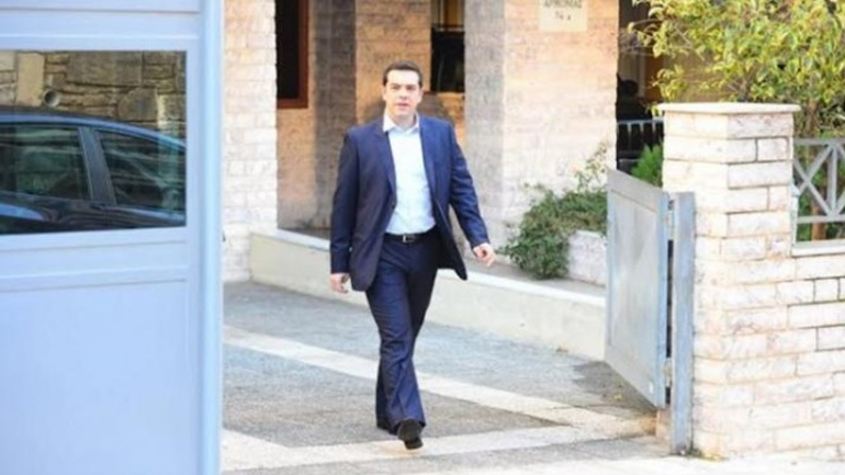 «Αλητεία οι φήμες ότι ο Τσίπρας αγόρασε το σπίτι του σε πλειστηριασμό»