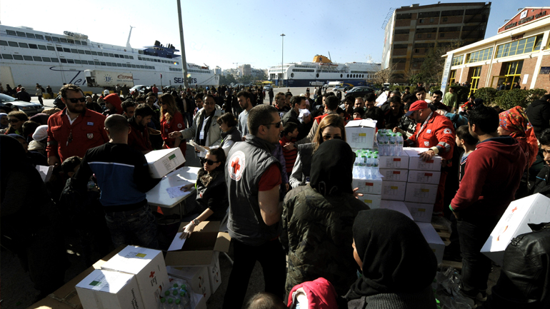 Στους 1.407 οι πρόσφυγες και οι μετανάστες στο λιμάνι του Πειραιά
