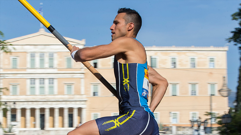 Από το Σύνταγμα στη Σαγκάη ο Φιλιππίδης