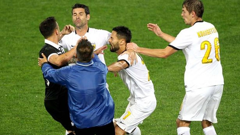 «Καμπάνα» τριών αγωνιστικών σε Μπαρμπόσα και Κάτσε-Χάνει τον τελικό Κυπέλλο πρώτος «Καμπάνα» τριών αγωνιστικών σε Μπαρμπόσα και Κάτσε-Χάνει τον τελικό Κυπέλλο πρώτος