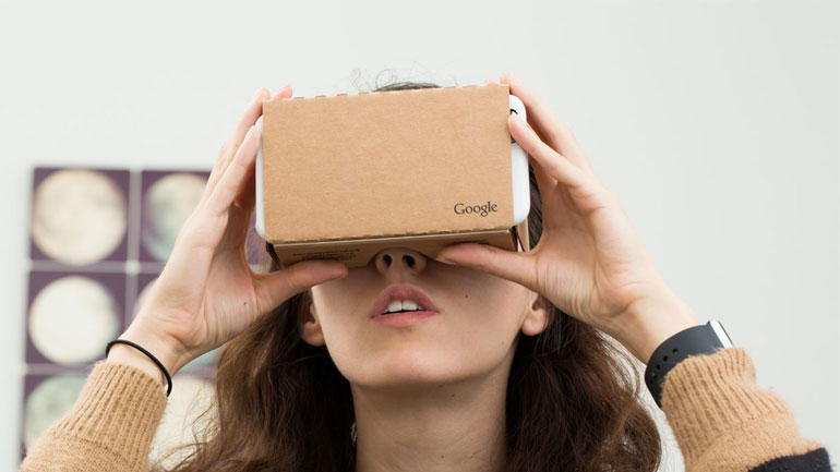 H Google ετοιμάζει Android VR συσκευή