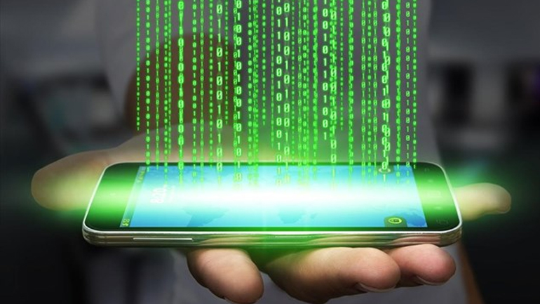 Θα φορολογήσουν επιπλέον τα τηλέφωνα;