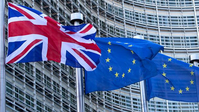 Welt: Γιατί πρέπει να μείνετε στην Ε.Ε.