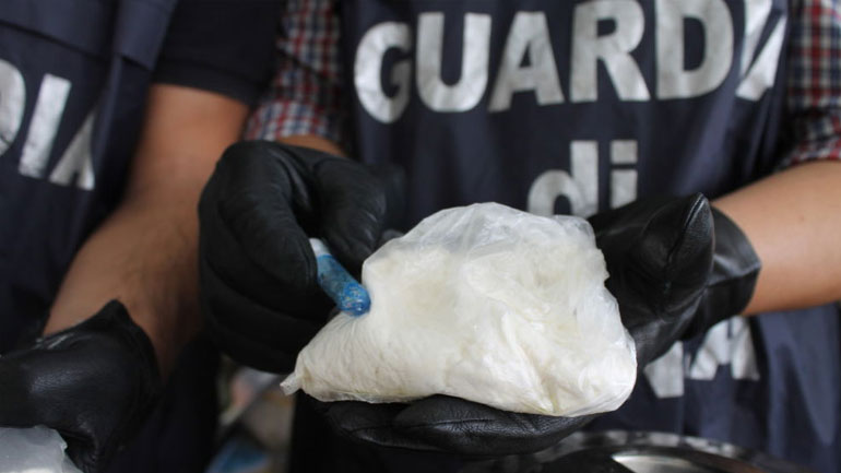 Περού: Αστυνομικός μετέφερε 109 κιλά κοκαΐνη
