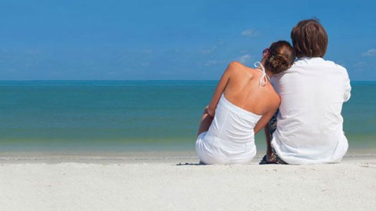 Tελικά οι κοινές διακοπές δεν είναι καταστροφικές για τη σχέση σας