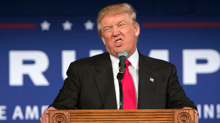 Τραμπ: Δεν αποκλείει τρομοκρατική επίθεση από μετανάστες