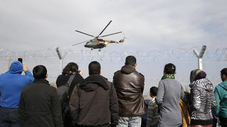 Πάνω από 5 δισ. ευρώ έβγαλαν πέρυσι οι διακινητές από τους πρόσφυγες