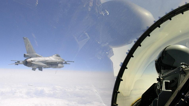 Ζητούν αποζημίωση από Έλληνα πιλότο για κατάρριψη τουρκικού F16 με πύραυλο! Ζητούν αποζημίωση από Έλληνα πιλότο για κατάρριψη τουρκικού F16 με πύραυλο!