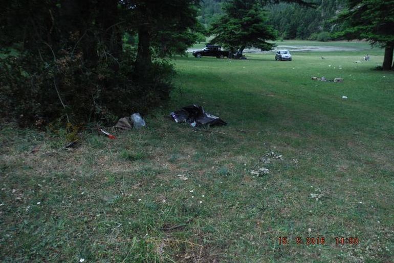 Μαύρες σακούλες σκουπιδιών...