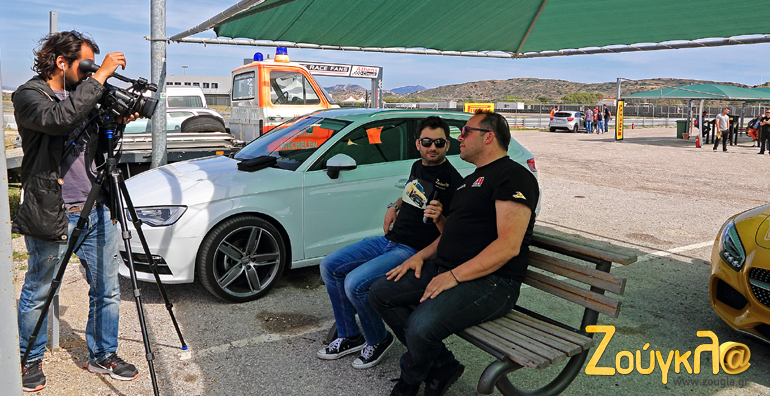 Ο Κώστας Πατσουρέας στην κάμερα του zougla.gr