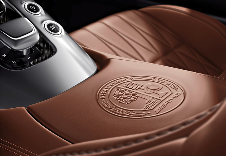 Με τη σφραγίδα AMG...