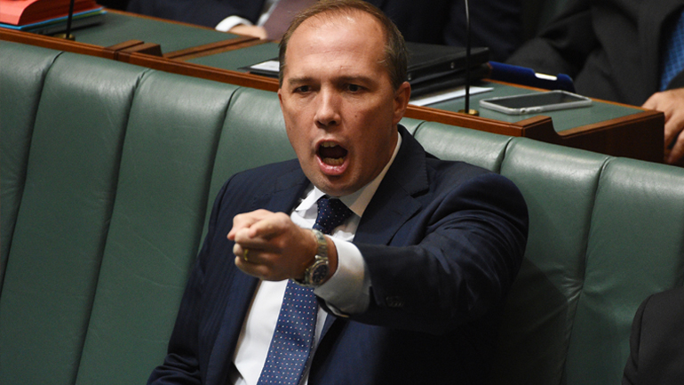 Αυστραλία: Οι πρόσφυγες είναι… αγράμματοι κατά τον υπουργό Μετανάστευσης