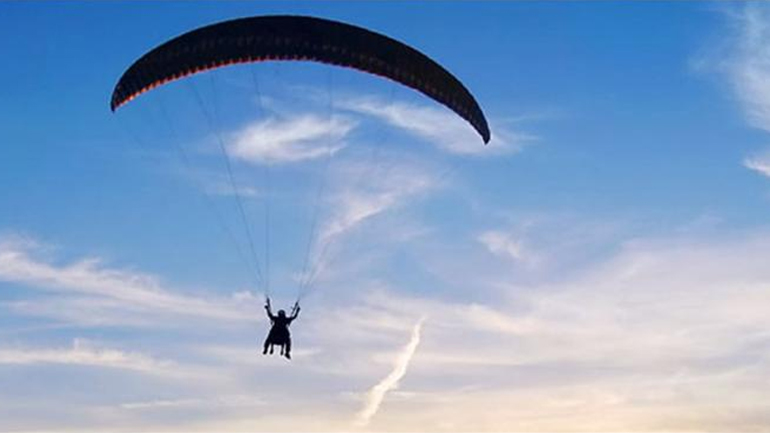 Πάτρα: Πτώση ανεμοπτεριστή στον Ομπλό – Μεγάλη κινητοποίηση των Αρχών