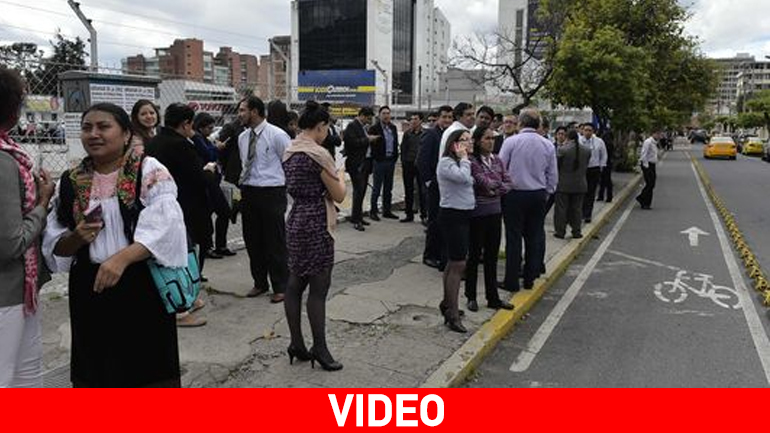 Δύο ισχυροί σεισμοί ταρακούνησαν το Εκουαδόρ