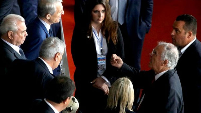 Θεοδωρίδης: «Αφιερώνω το κύπελλο στον κύριο Κοντονή»