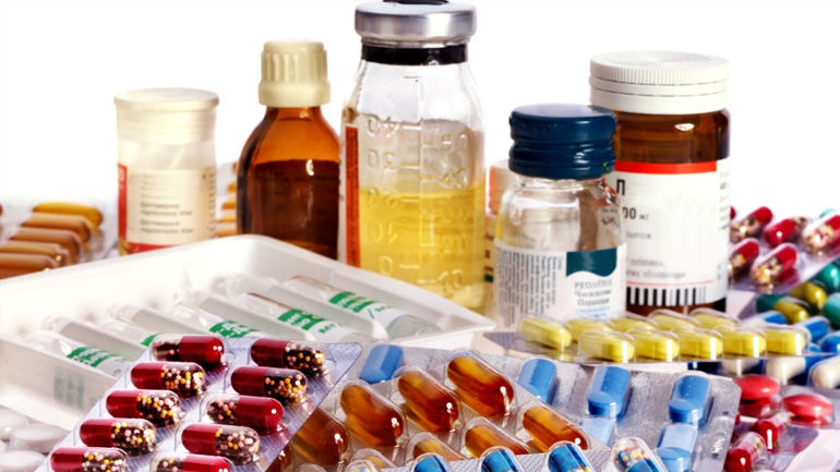 Νέα λίστα με 216 φάρμακα που θα πωλούνται εκτός φαρμακείου Νέα λίστα με 216 φάρμακα που θα πωλούνται εκτός φαρμακείου