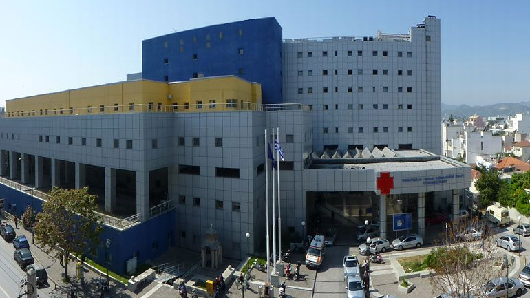 Πανελλαδικές: Μαθητές μεταφέρθηκαν εσπευσμένα στο νοσοκομείο Βόλου