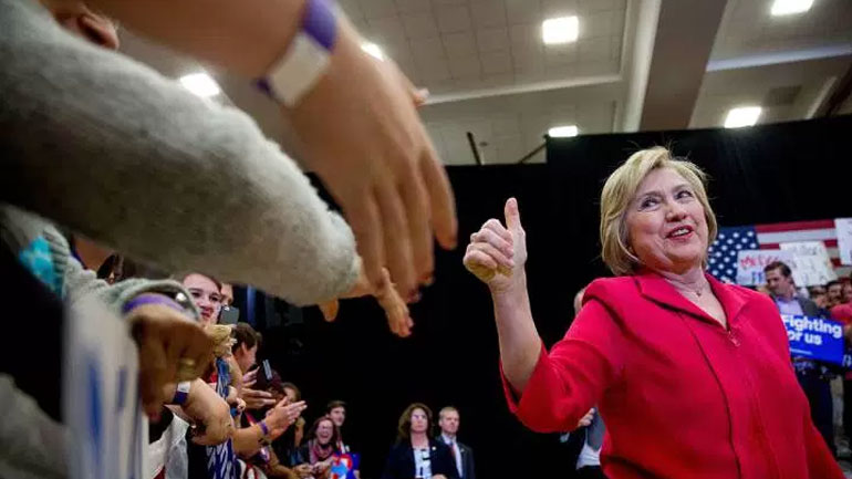 ΗΠΑ: Η Κλίντον κέρδισε τους προκριματικούς στο Κεντάκι με μικρή διαφορά ΗΠΑ: Η Κλίντον κέρδισε τους προκριματικούς στο Κεντάκι με μικρή διαφορά