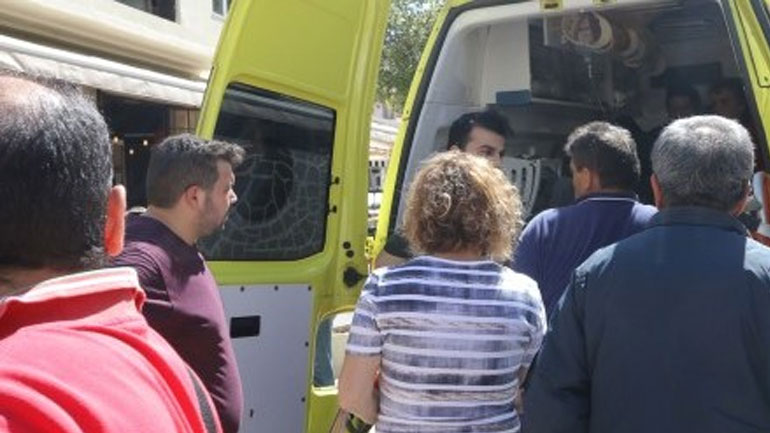 Κρίσιμες ώρες για το νεαρό που τραυματίστηκε από την πτώση του μπαλκονιού