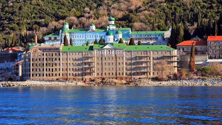 «Φρούριο» το Άγιον Όρος εν όψει της επίσκεψης του Βλαντίμιρ Πούτιν