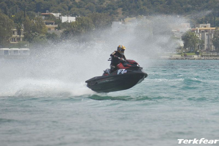 Τελικά... πετάνε και τα Jet Ski!!!!