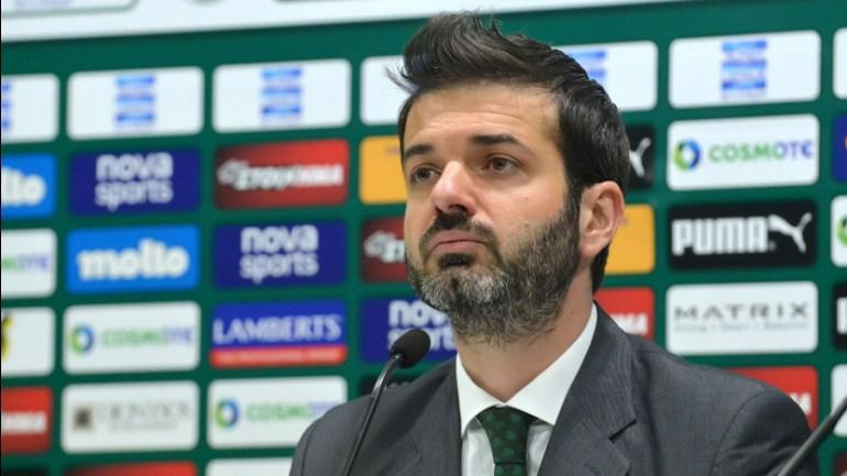 «Όποιος δεν αντέχει την πίεση να φύγει»