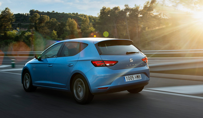 Διαθέσιμο μόνο στην εξοπλιστική έκδοση Style με πλειάδα συστημάτων άνεσης και ασφάλειας