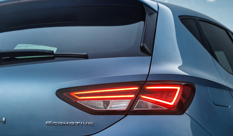 Επιπλέον πτέρυγα στην πίσω πόρτα που βελτιώνει την αεροδυναμική