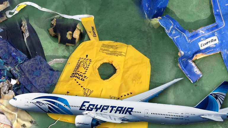 Τα συντρίμμια της μοιραίας πτήσης