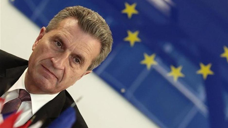 Έτινγκερ: «Δεν χρειάζεται το ΔΝΤ να ρίξει νέο χρήμα στο ελληνικό πρόγραμμα»