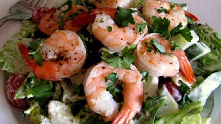 Σαλάτα με θαλασσινά