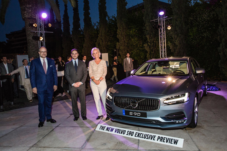 Από αριστερά: Γιάννης Πετούλης, Γιάννης Σαρακάκης και Charlotte Wrangberg...