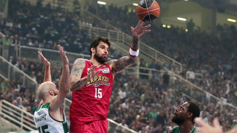 «Τους ευχαριστώ πάρα πολύ για το χειροκρότημα»