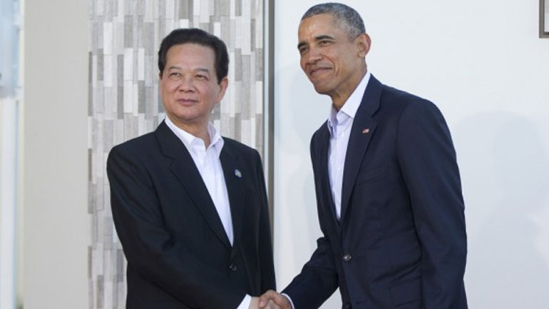 Την άρση του εμπάργκο πώλησης όπλων στο Βιετνάμ ανακοίνωσε ο Ομπάμα