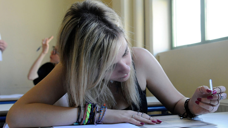 Σε Ιστορία και Φυσική εξετάζονται οι υποψήφιοι των Πανελλαδικών