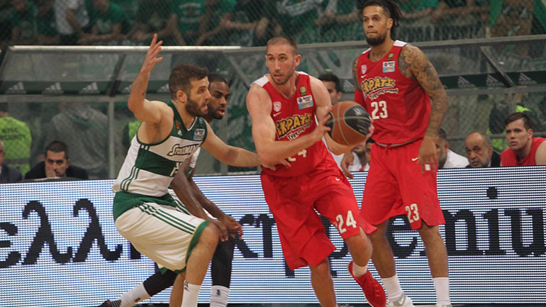 Λοτζέσκι: «Έπρεπε να παίξω καλά και για τον γιο μου»