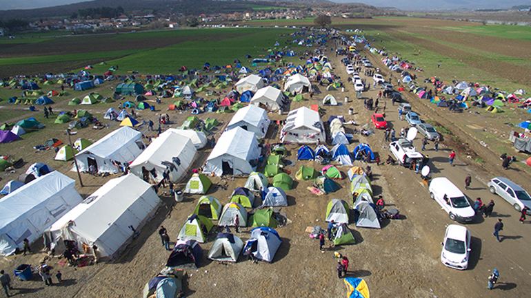 Συνεχίζεται για δεύτερη μέρα η αστυνομική επιχείρηση στην Ειδομένη