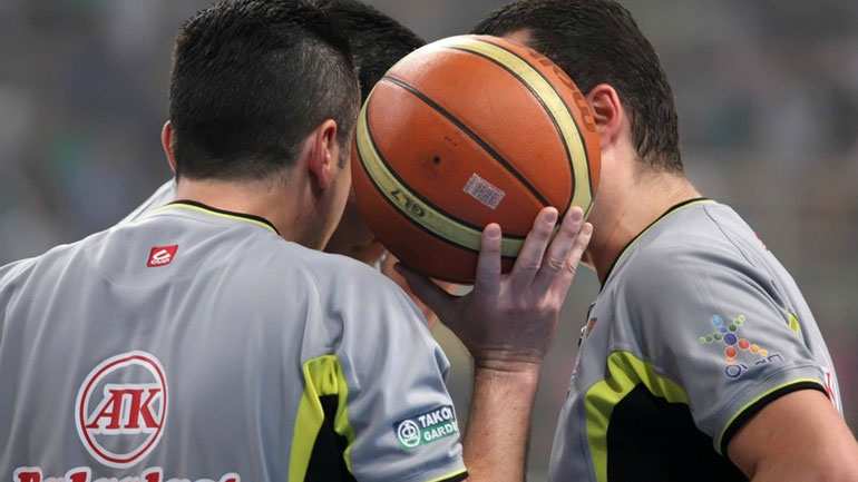 Κληρώθηκαν οι διαιτητές του τρίτου και τέταρτου τελικού